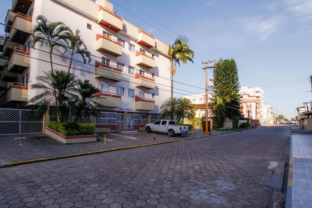 Edificio Ximenes II Apartment อูบาตูบา ภายนอก รูปภาพ